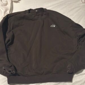 ALO Yoga women’s crewneck